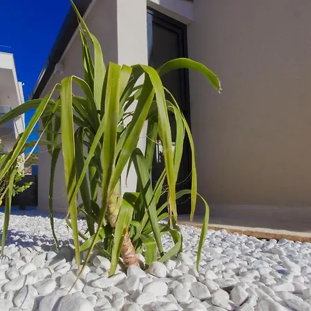 Lux 别墅 Vinišće