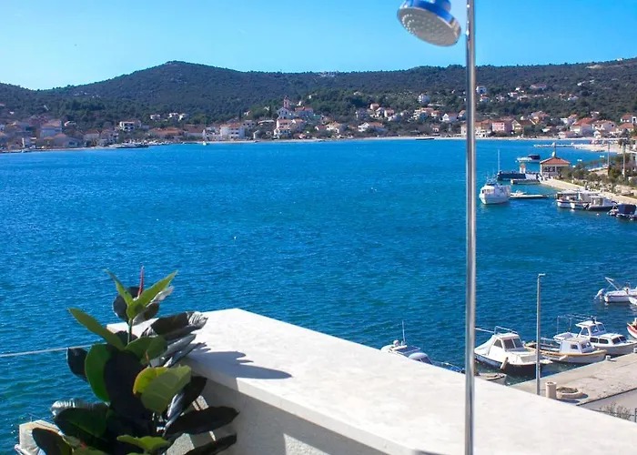 Lux Villa